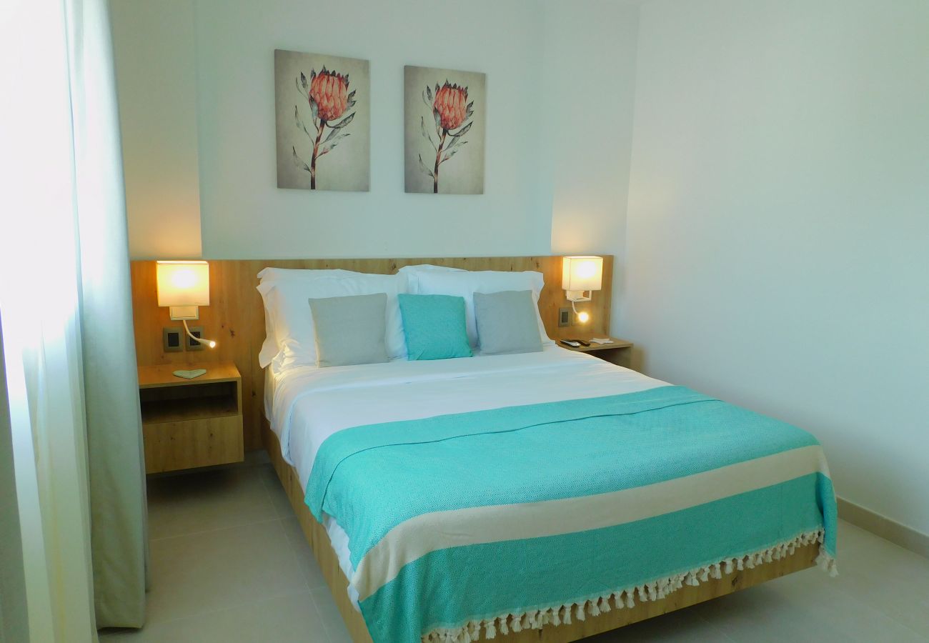 Apartamento en Bávaro - Gorgeous New condo with private picuzzi. A304