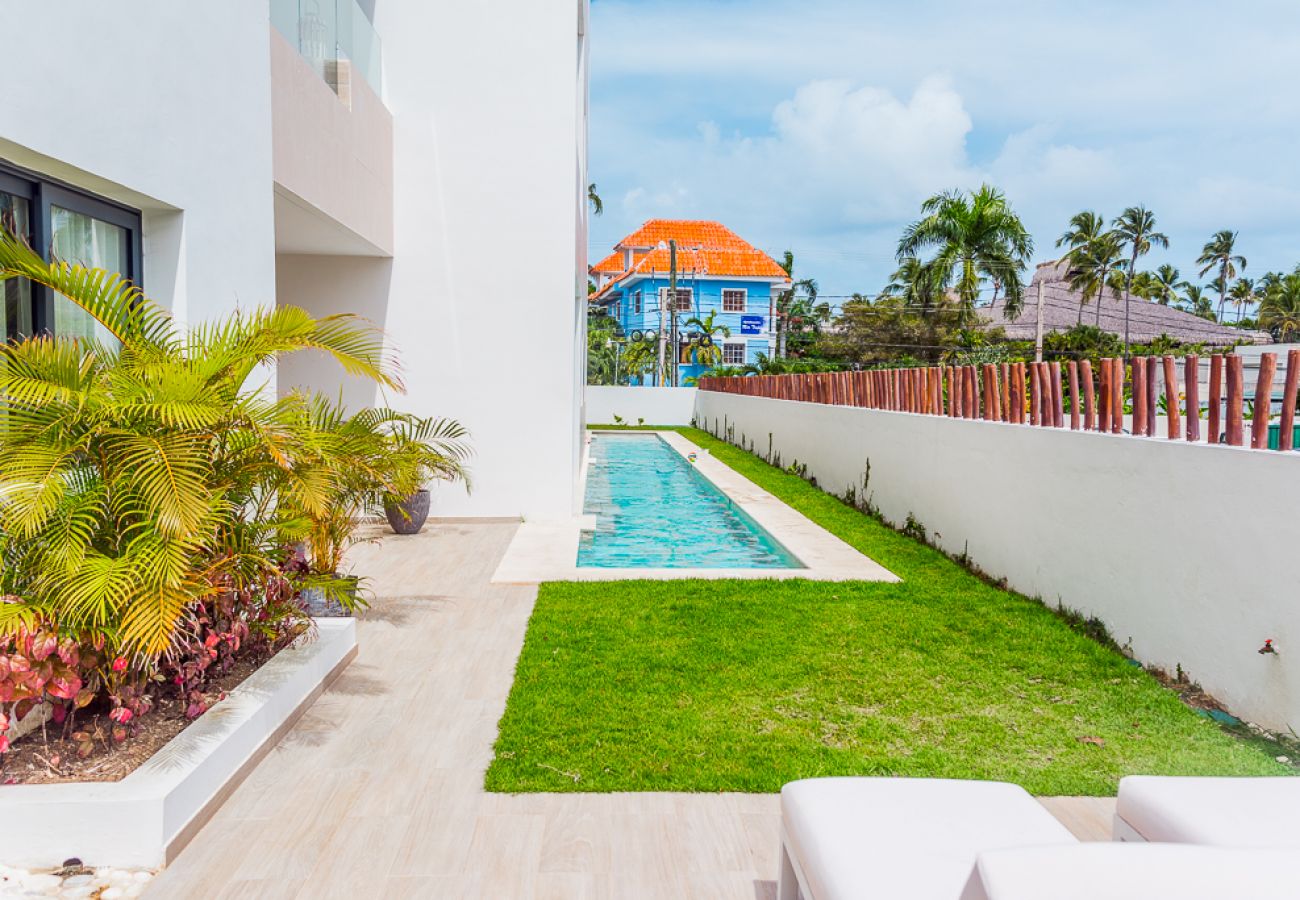 Apartamento en Bávaro - Gorgeous New condo with private picuzzi. A304