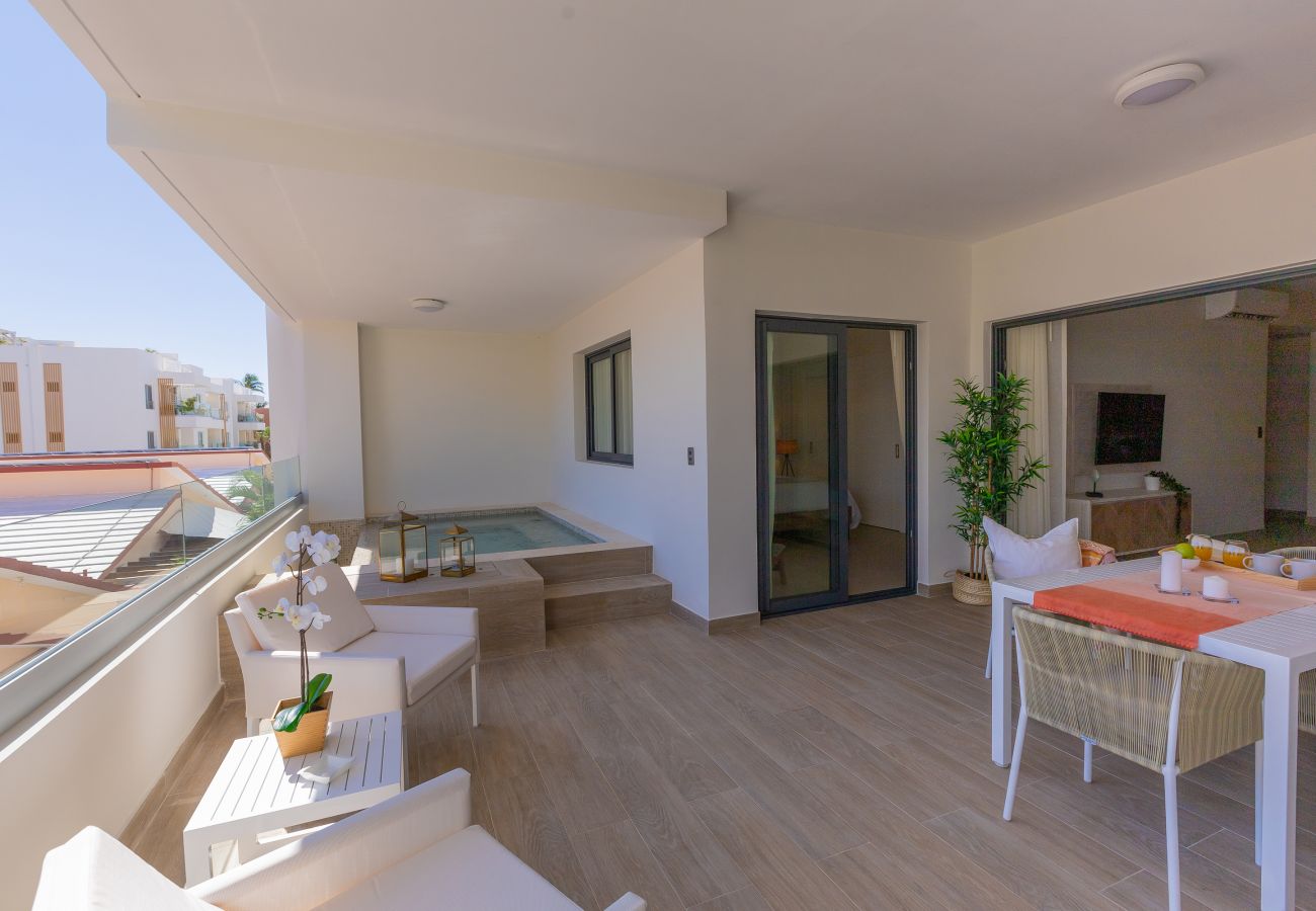 Apartamento en Bávaro -  Gorgeous apartment with private picuzzi steps from the Beach B3