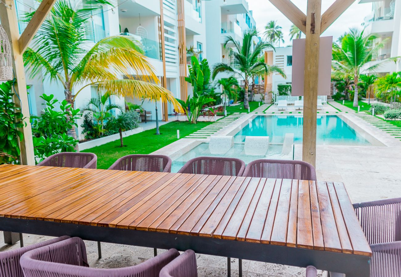 Apartamento en Bávaro - Gorgeous Penthouse steps from the beach. B4