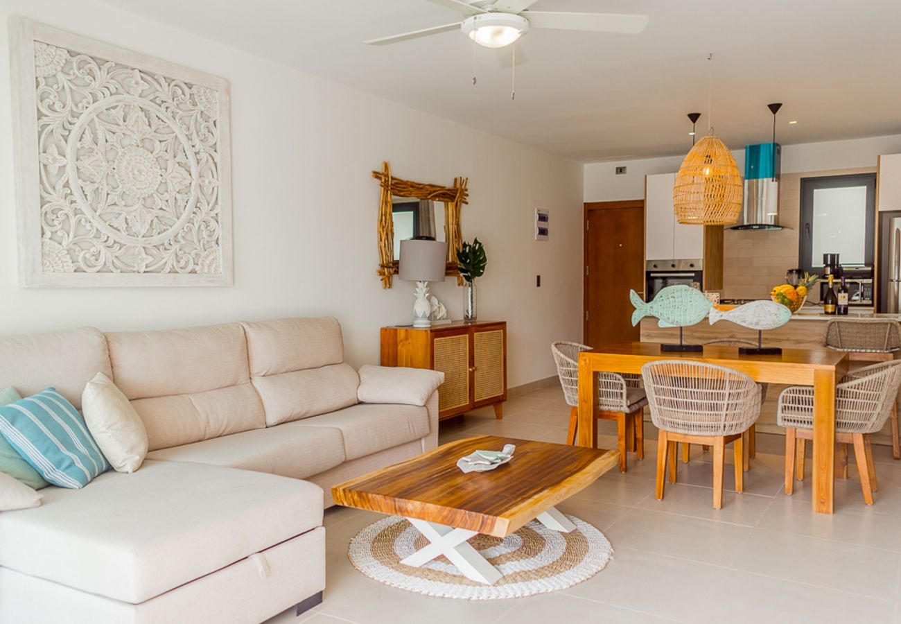 Apartamento en Bávaro - Gorgeous Terrace with private picuzzi Los Corales Beach