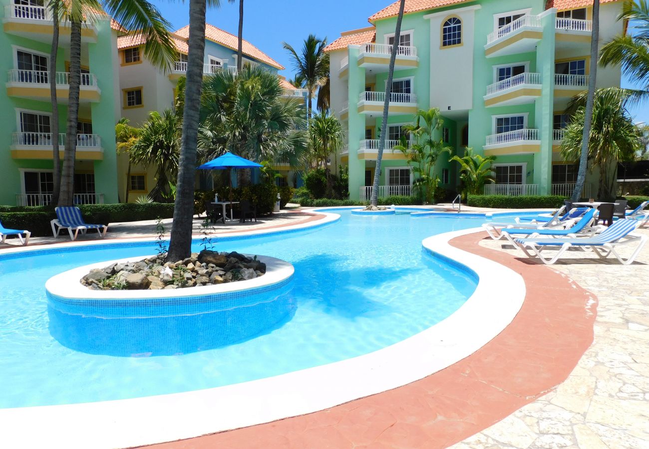 Apartamento en Bávaro - Quiet and well-kept apartment garden views. Playa Bavaro