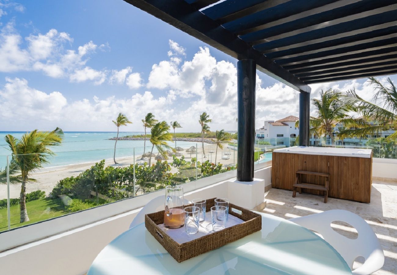 Apartamento en Punta Cana - Punta Palmera Beach Front and pool views Cap Cana