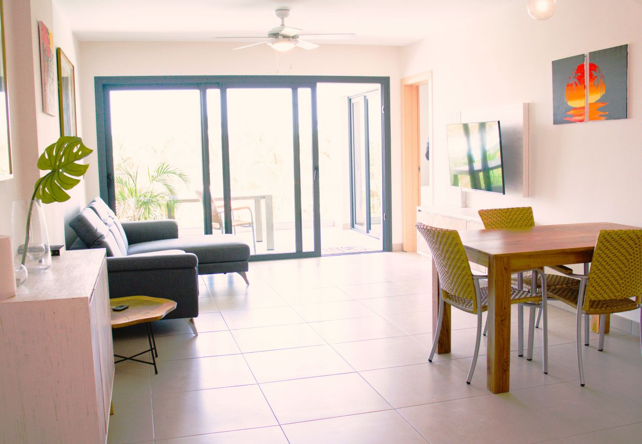 Apartamento en Bávaro - Beauty NEW apartment 350mts to Playa Bavaro with pool views 